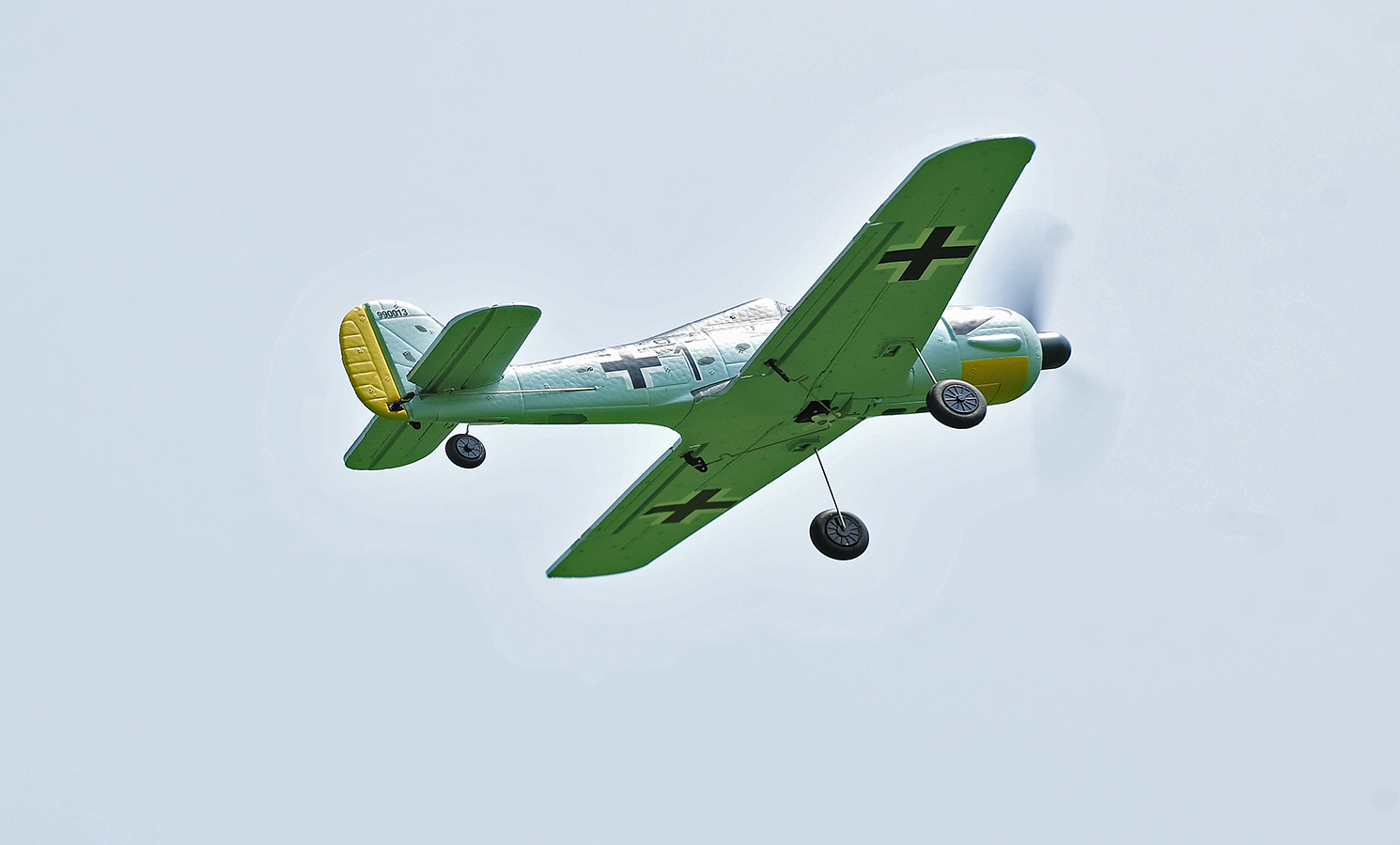 TOP-RC-HOBBY-402mm-Mini-FW190-24G-4CH-6-Achsen-Gyro-Ein-Knopf-Kunstflug-U-Turn-EPP-Maszligstabgetreu-1989933-25